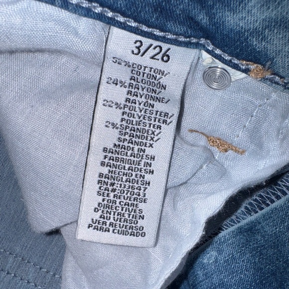 NWT Celebrity Pink Mid-Rise Skinny Jeans in Blue - Picture 6 of 7